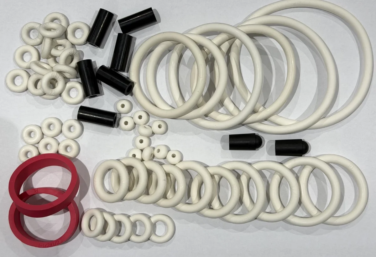 65 Piece rubber kit (in black or white)