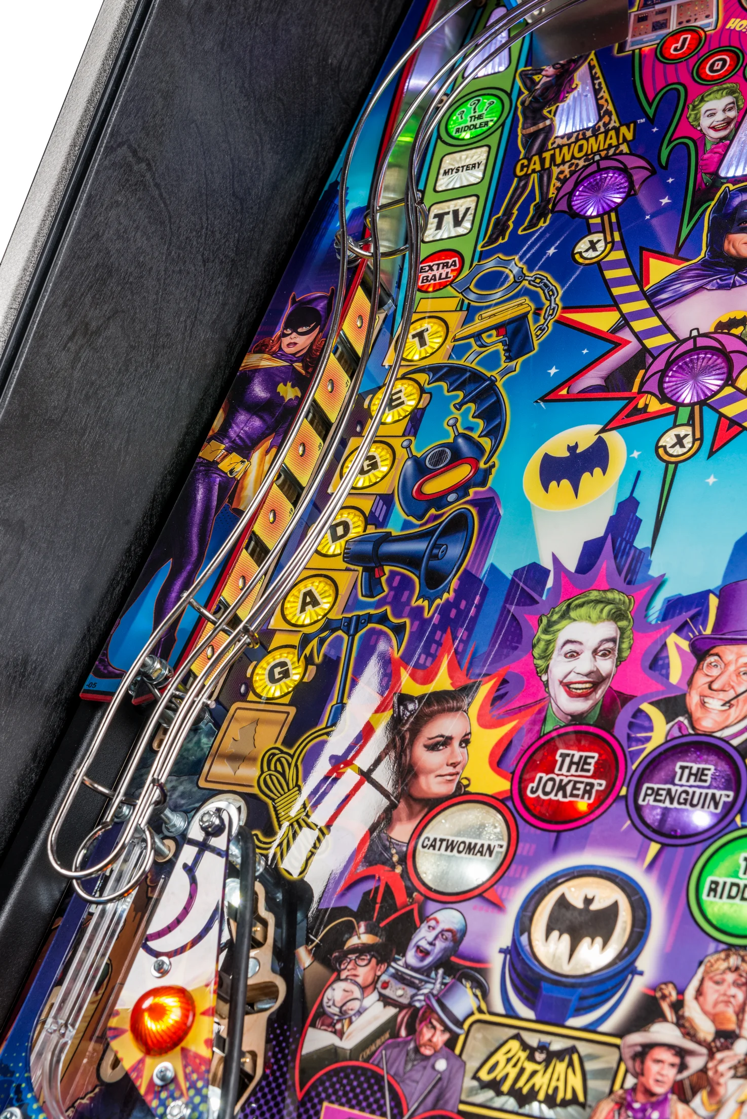 Batman 66 Pinball Machine by Stern Pinball - Image 10