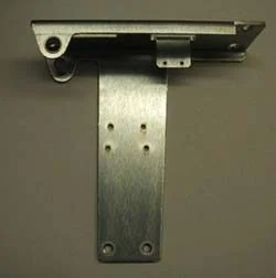Auto launch bracket 04-10211.5