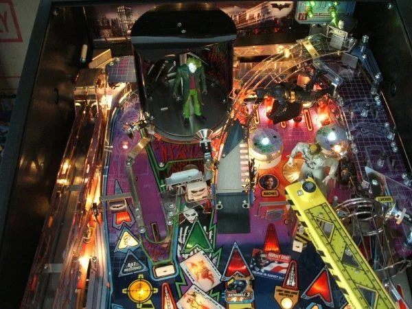 Batman by Stern Pinball - Image 3