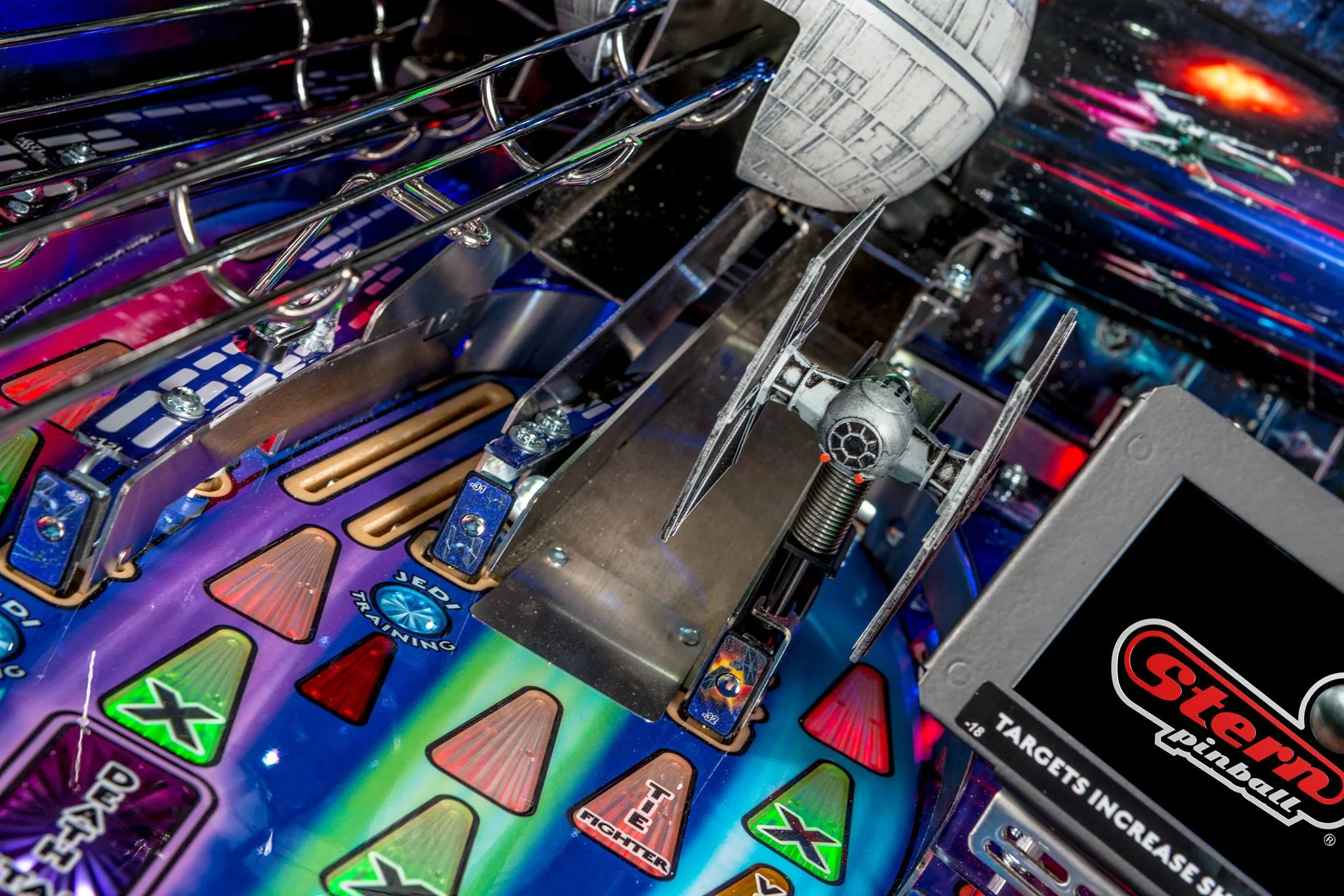Star Wars by Stern Pinball - Image 10