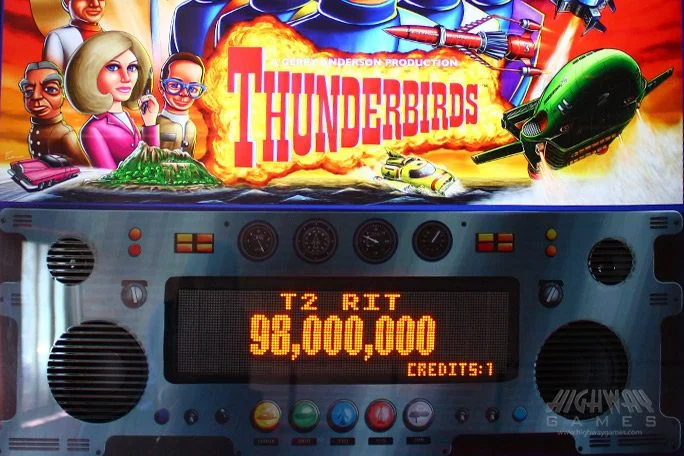 Thunderbirds pinball machine - Image 6