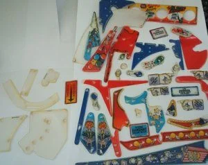 Plastic set Funhouse with promos!