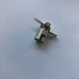 077-5001-00 short lamp socket 3 lugs