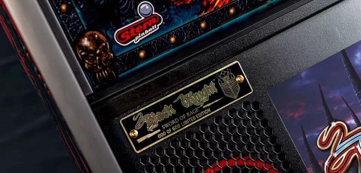 Stern Pinball - Black Knight Sword of Rage - Limited Edition