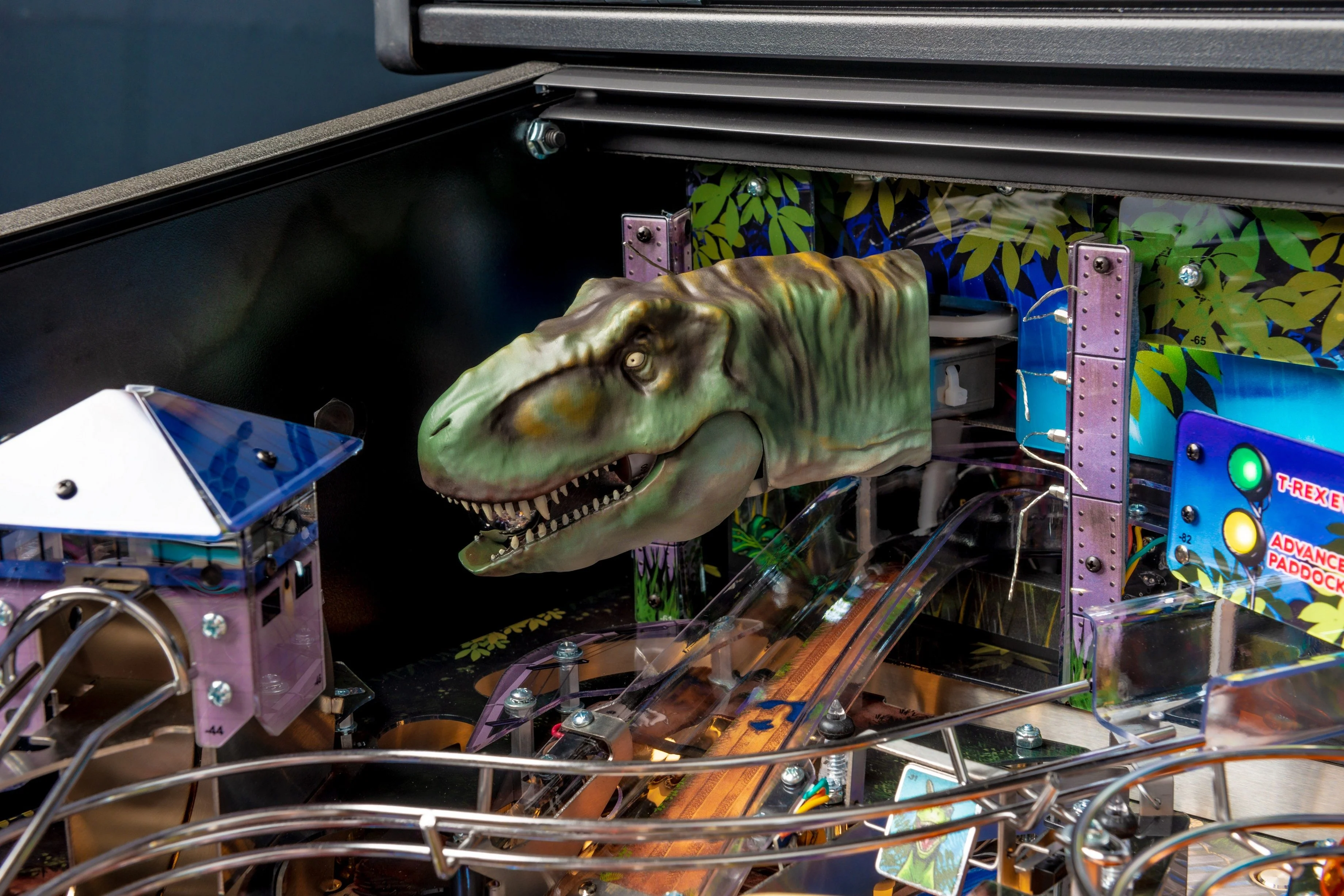 Jurassic Park pinball machine - Image 13
