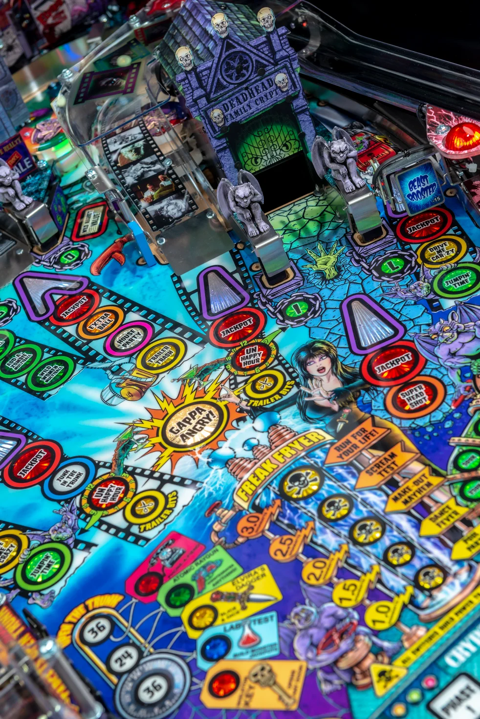 Elvira's House of Horrors by Stern Pinball - Image 9