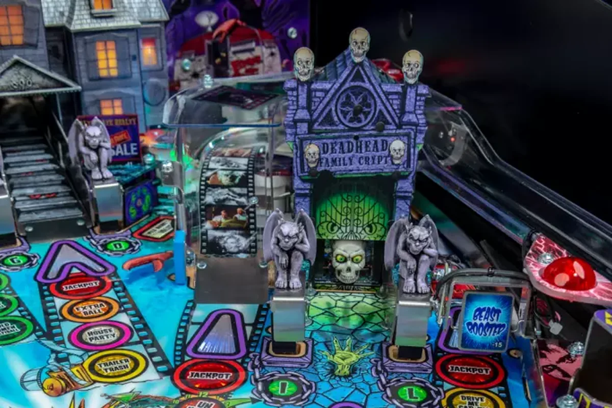 Elviras House of Horrors Pinball Machine
