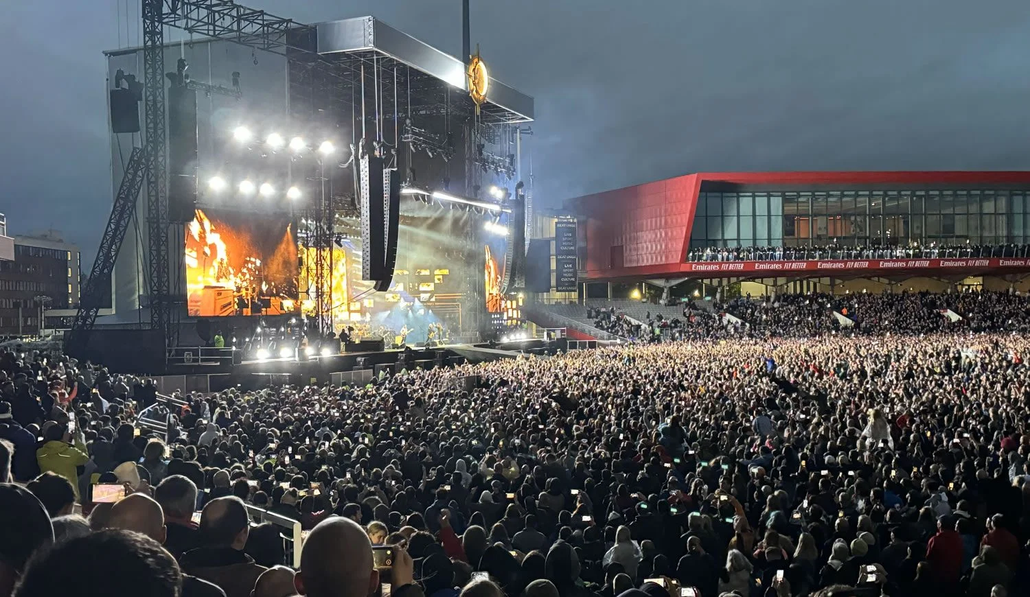 Foo Fighters Premium Pinball Machine – On Tour!