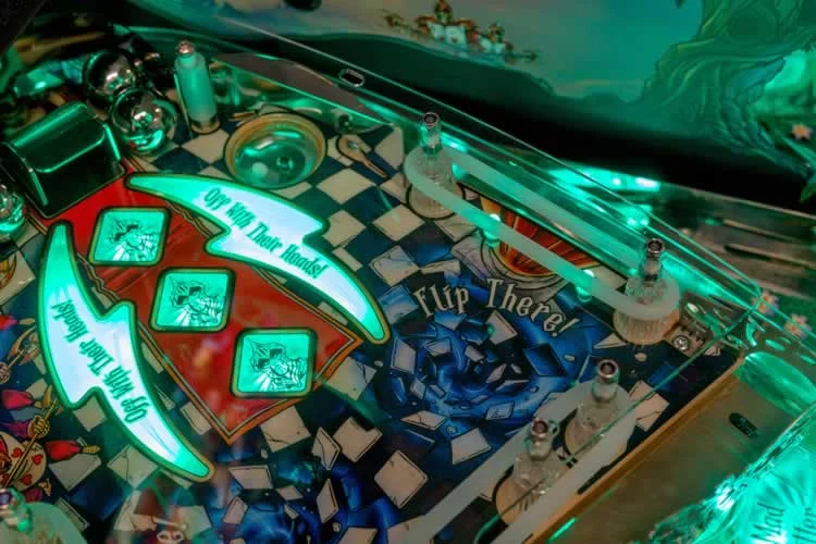 Alices Adventures in Wonderland Pinball Machine Alices Adventures in Wonderland Pinball Machine