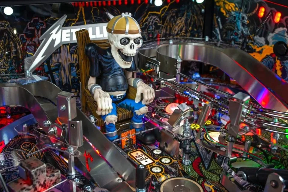 Metallica Remastered Pinball Machine Metallica Remastered Pinball Machine