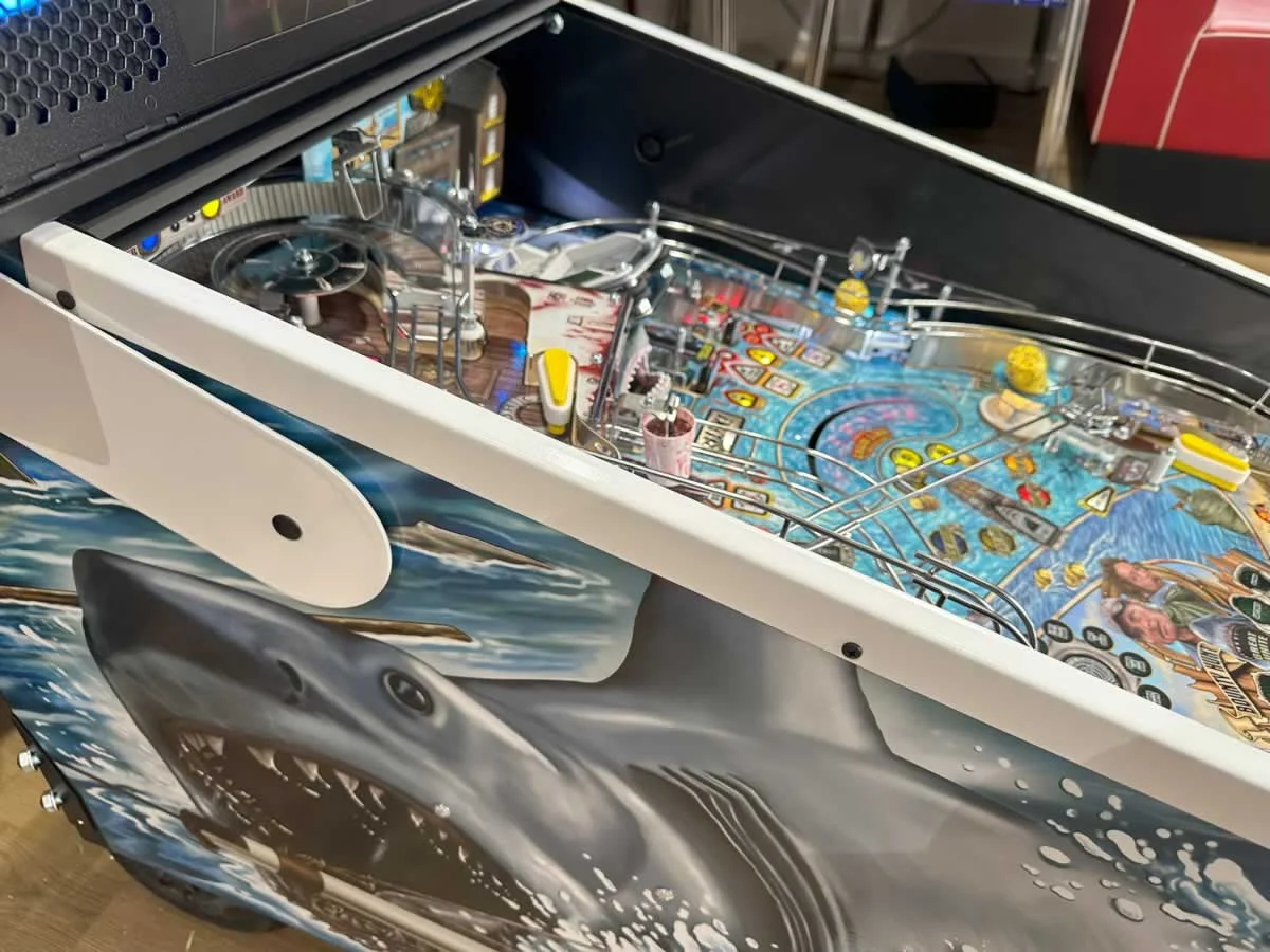JAWS Pinball with Personalised Upgrades by Pinball Heaven JAWS Pinball with Personalised Upgrades by Pinball Heaven